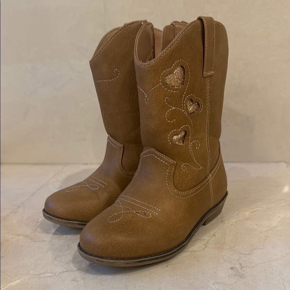 Brown Cowboy Boots with Heart Embroidery